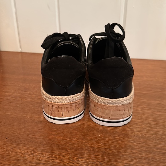 JLO platform - Picture 4 of 8